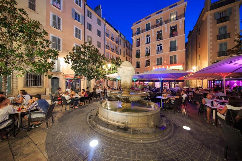 Appartement Neuf Au Coeur De Toulon Extérieur photo